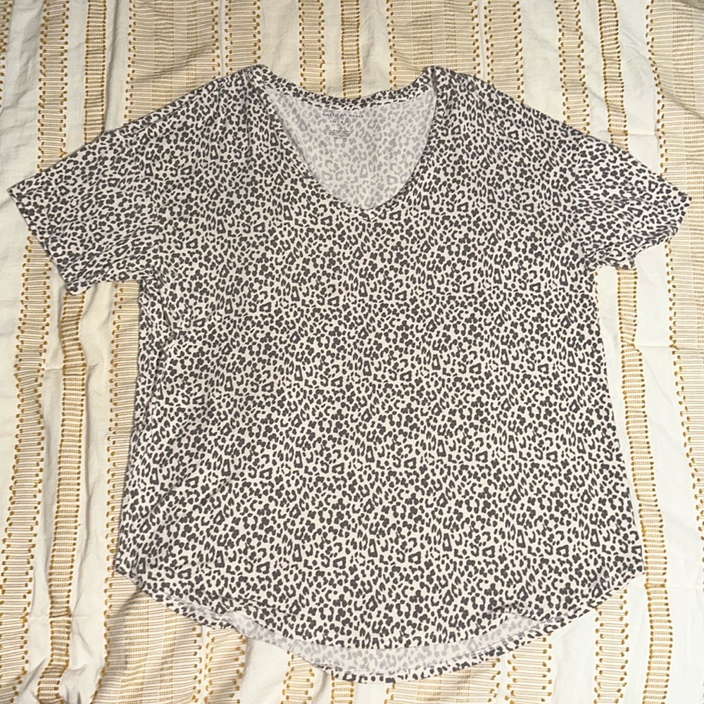 American Eagle Soft and Sexy Tee - Women's Size Large